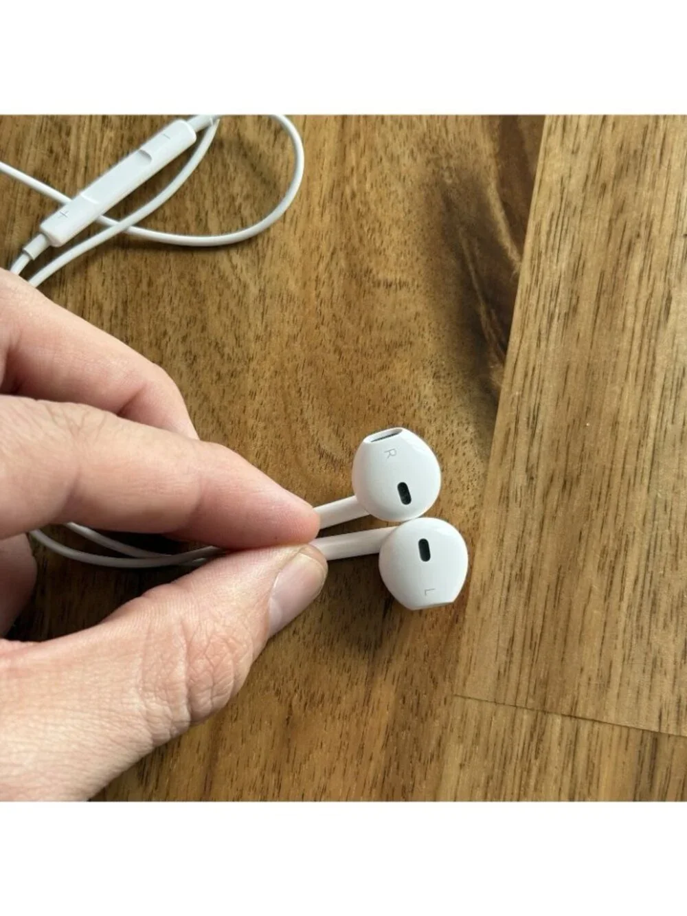OEM Apple iPhone‎ Wired Earpods Earphones Earbuds Lightning Authentic Retro Tech